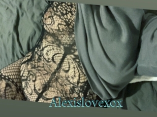 Alexislovexox