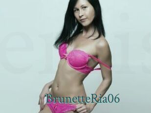BrunetteRia06