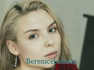 berenicebossom En live show