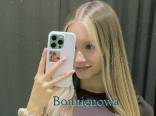 bonnienowa En live show