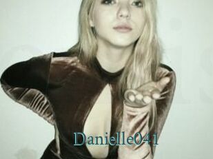 Danielle041