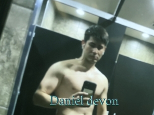 Daniel_devon