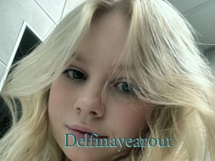 Delfinayearout