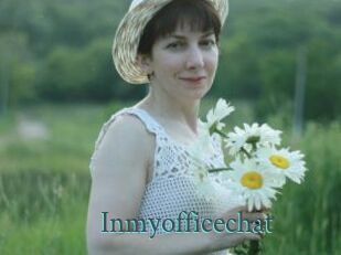 inmyofficechat En live show