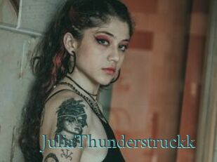 JuliaThunderstruckk