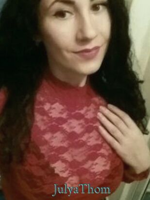 JulyaThom