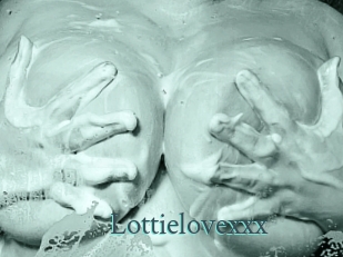 Lottielovexxx