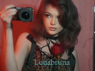 lunabruna En live show