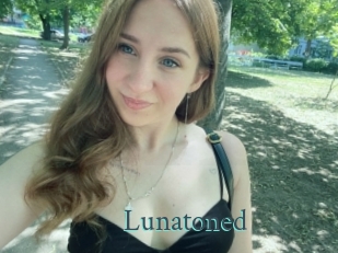 Lunatoned
