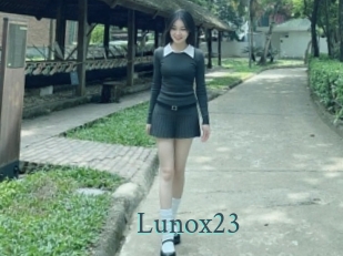 Lunox23