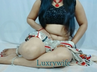 Luxrywife