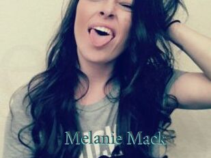 Melanie_Mack