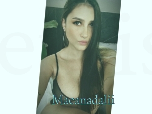 Macanadalii