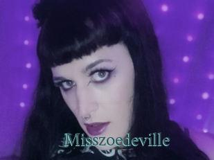 misszoedeville En live show