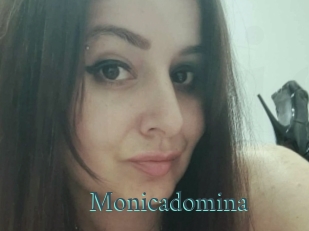 monicadomina En live show