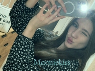 Mooniekiss
