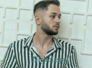 nicholaspal En live show