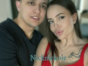 nicknickole En live show