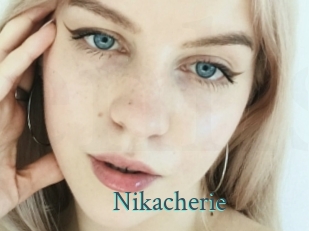 nikacherie En live show