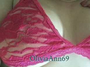 Olivia_Ann_69
