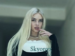 Skyonyx