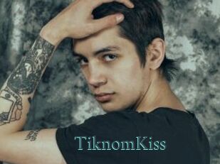 TiknomKiss