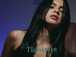 Tiiffanyy19