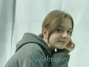 Udelebruster