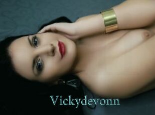 Vickydevonn