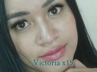 victoria_x19 En live show