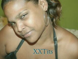 XXTits
